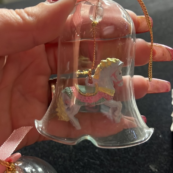 Glass Christmas horse bell ornament set of 3 - Picture 5 of 5